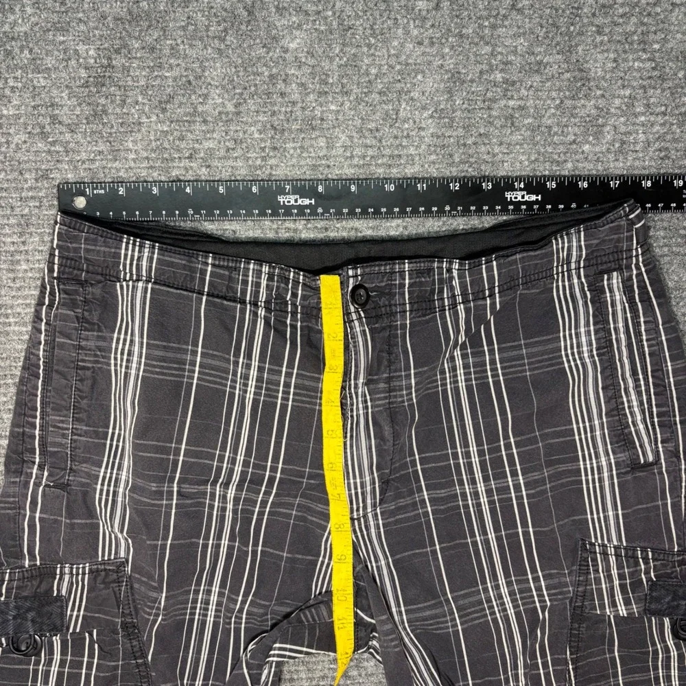 Nike The Athletic Dept Mens Black White Plaid Cargo Shorts Size Large L 36 Waist